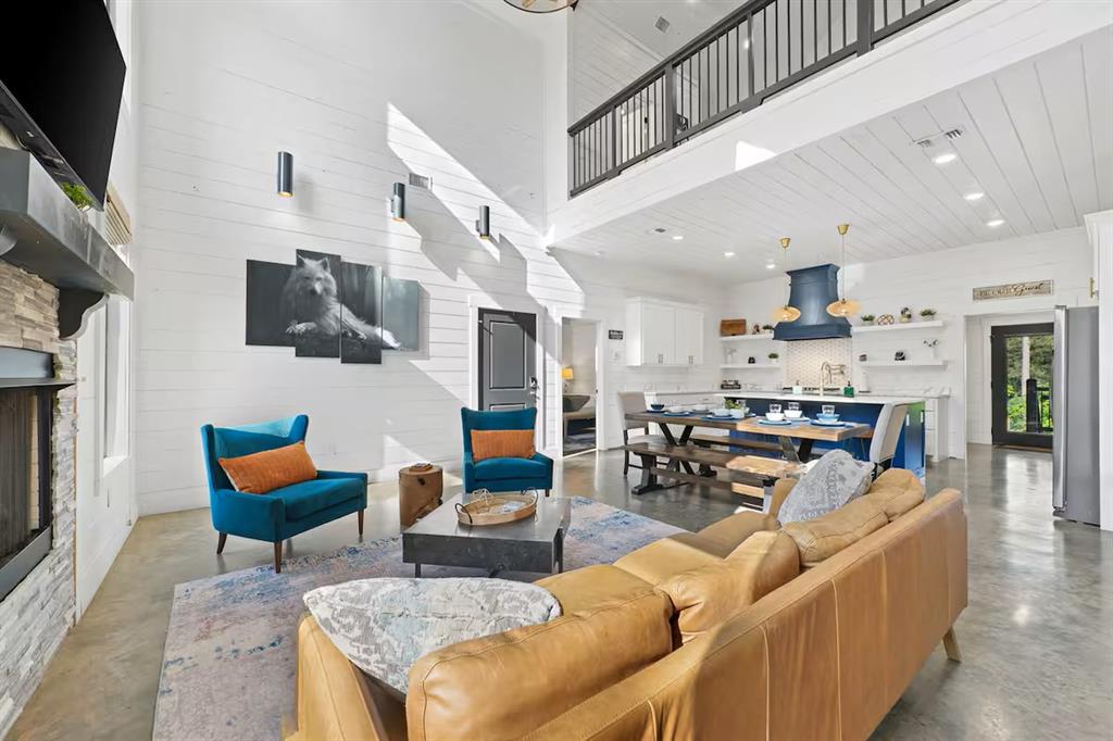 274 E Eagle Mountain Trail