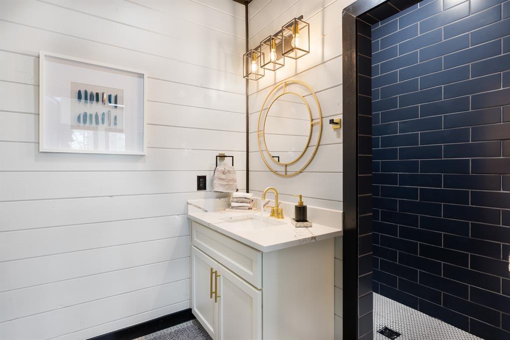 84 W Buggy Pine Trail