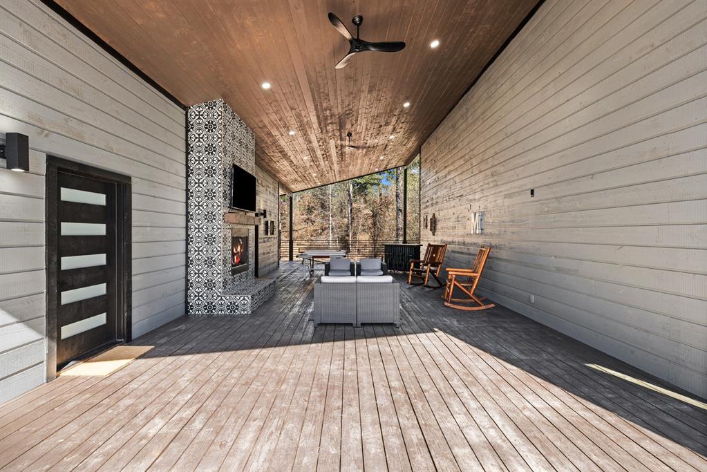 84 W Buggy Pine Trail