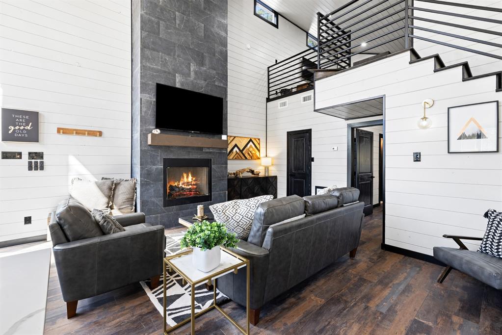 84 W Buggy Pine Trail