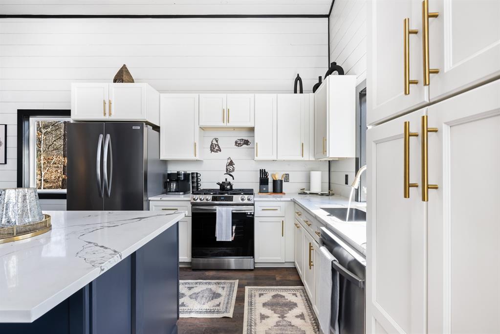 84 W Buggy Pine Trail