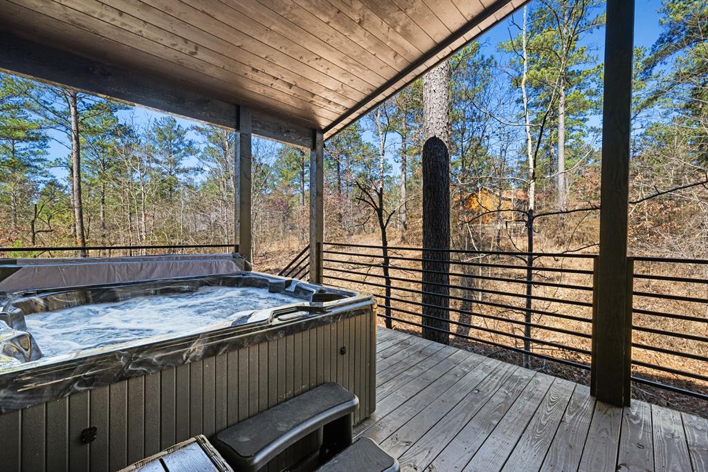 84 W Buggy Pine Trail