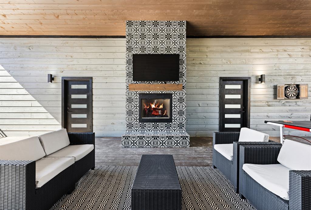 84 W Buggy Pine Trail