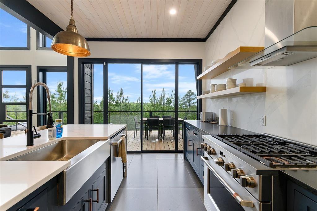 157 Woodland Bluff Trail