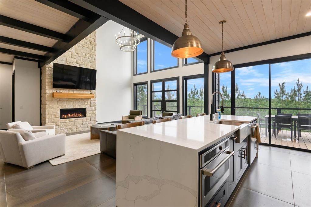 157 Woodland Bluff Trail