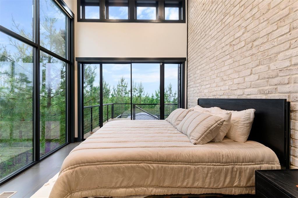 157 Woodland Bluff Trail