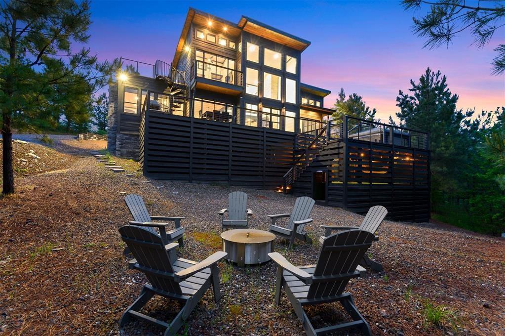 157 Woodland Bluff Trail