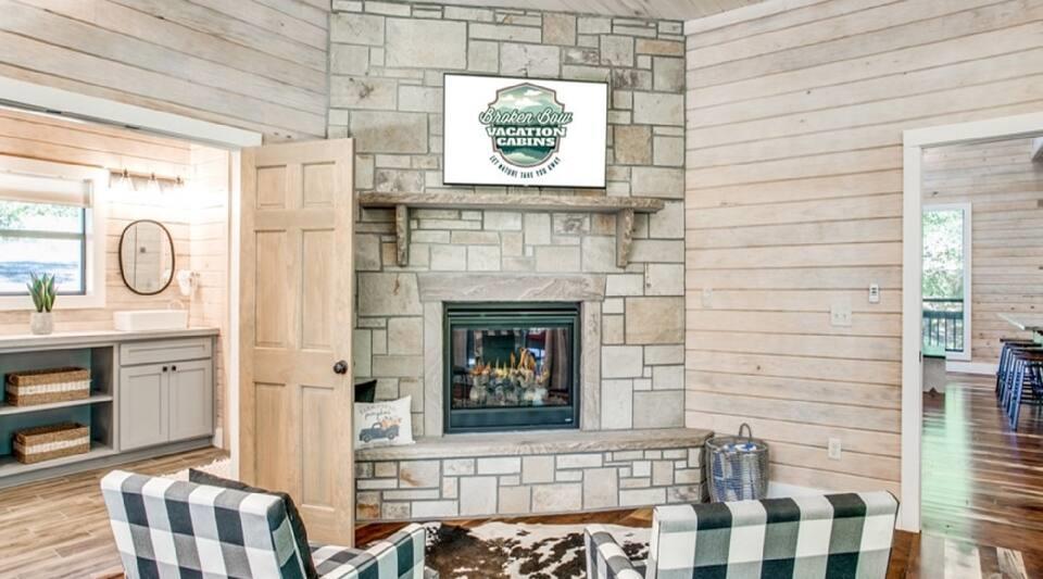 384 Eagle Mountain Trail
