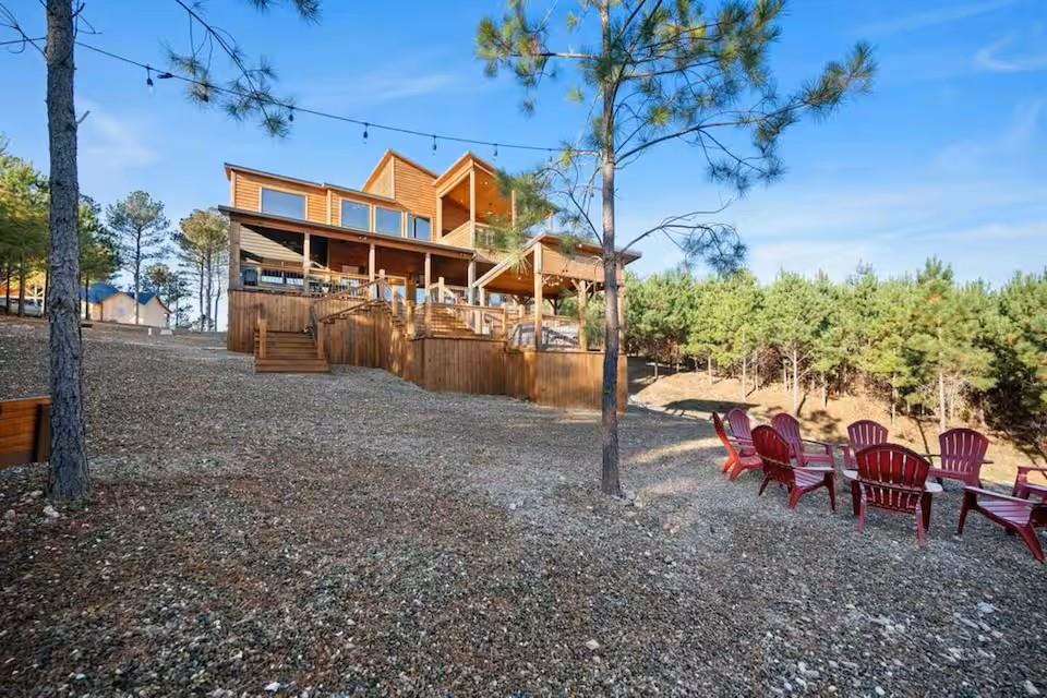 1808 Pine Hills Road