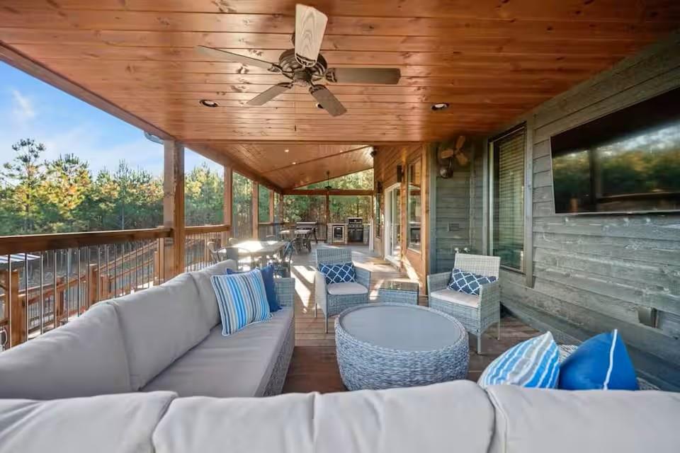 1808 Pine Hills Road