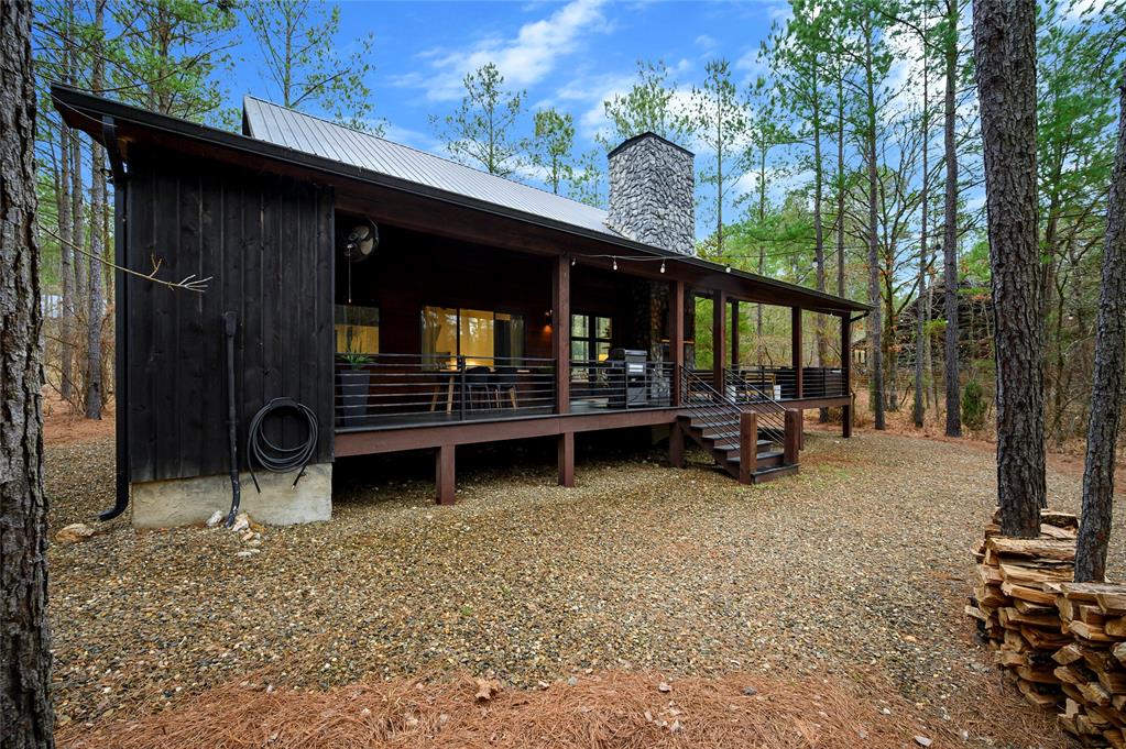417 Lost Creek Trail