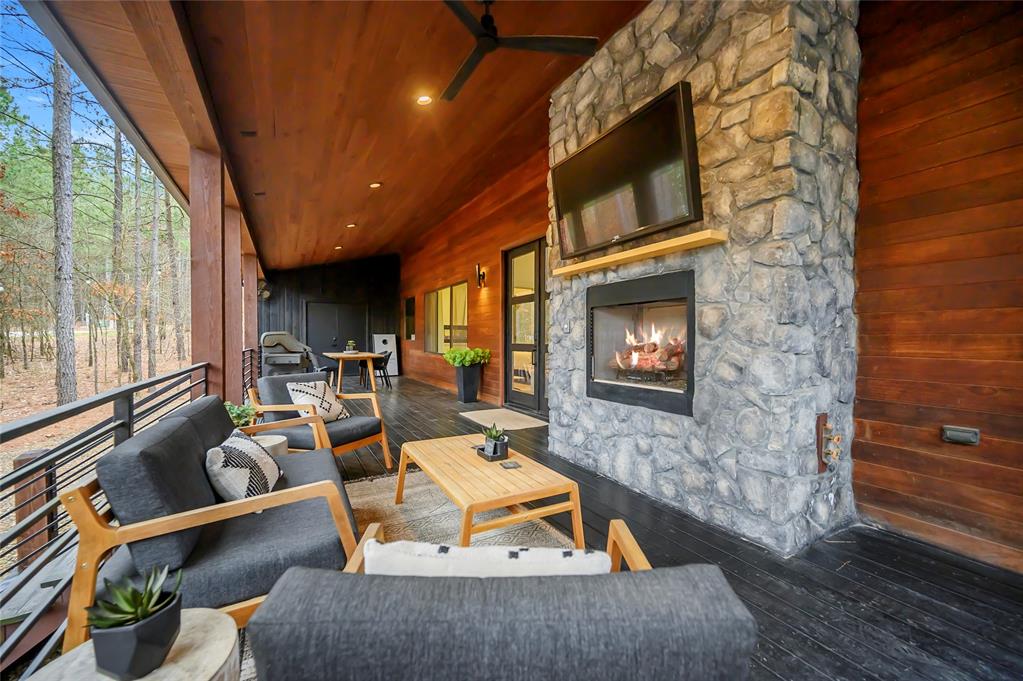 417 Lost Creek Trail