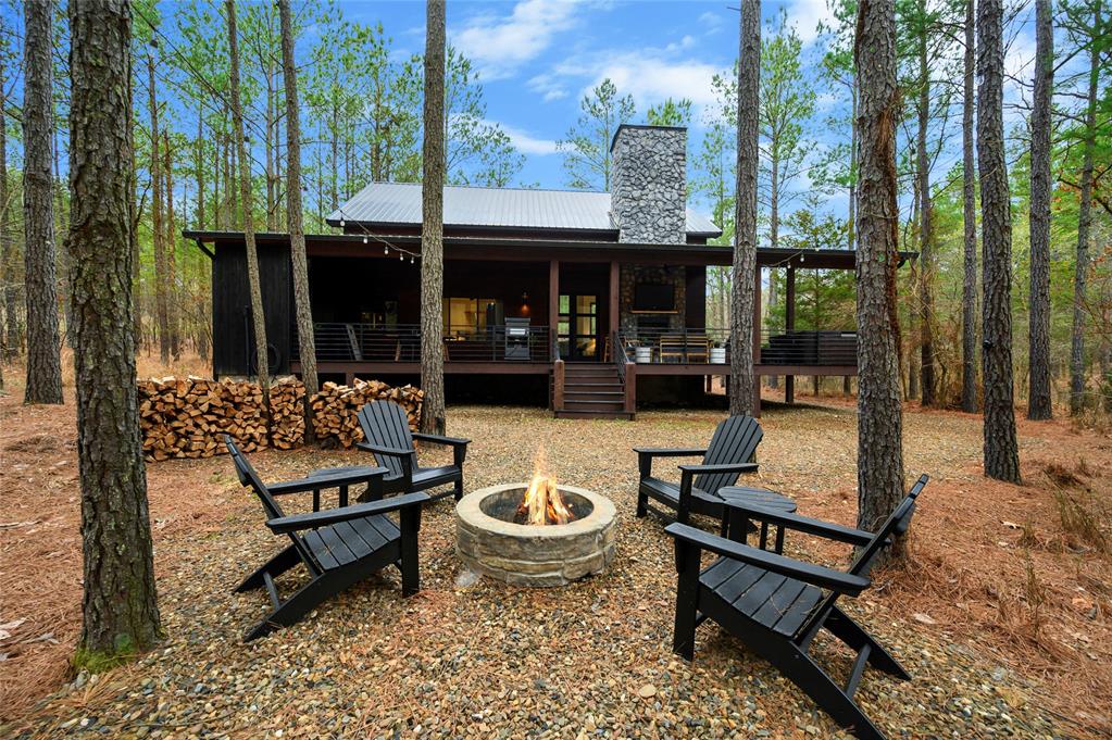 417 Lost Creek Trail