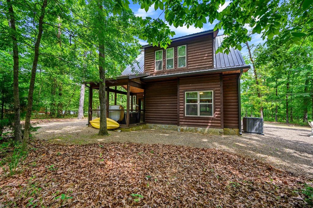 678 N State Highway 259a