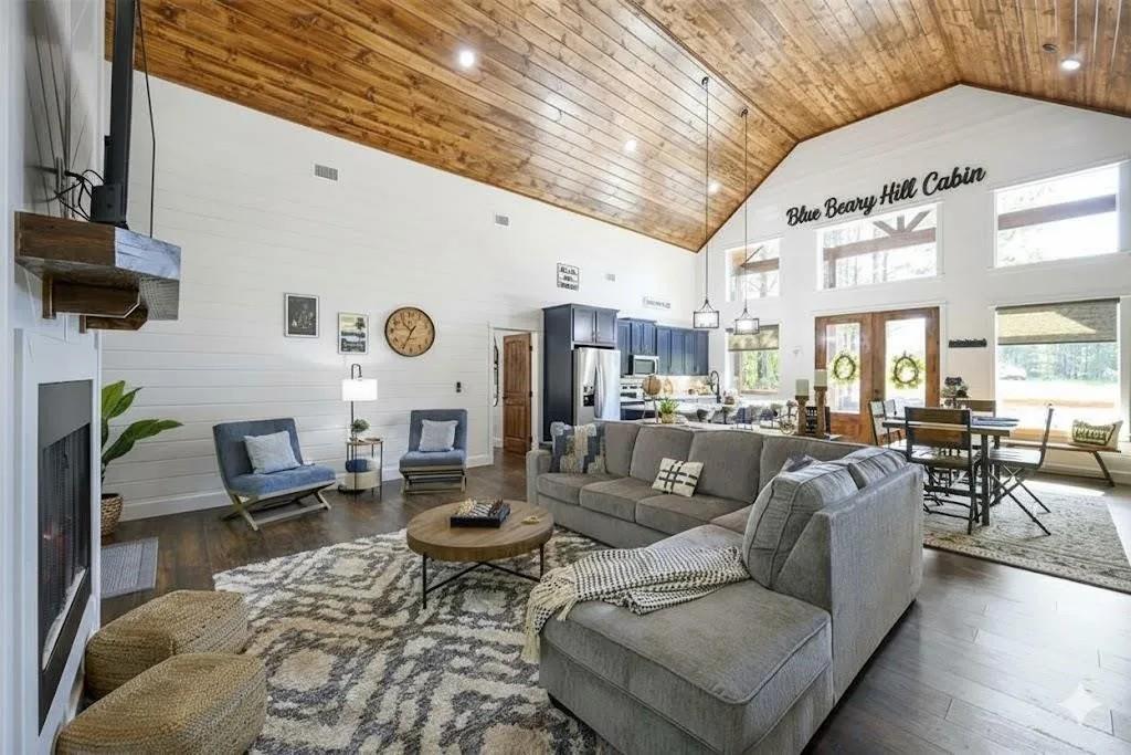 285 Bear Pine Trail