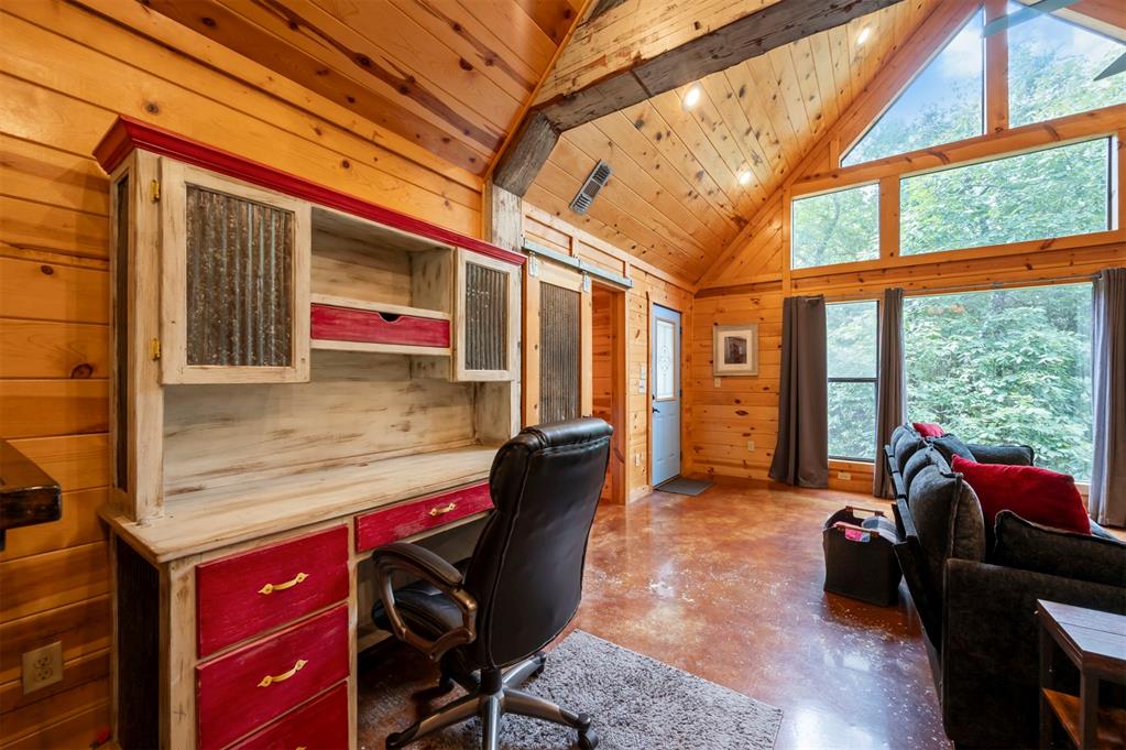 315 Banjo Lane