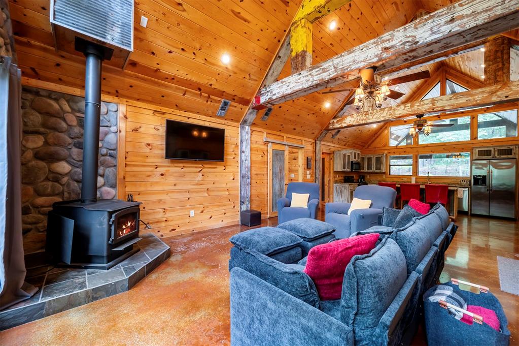 315 Banjo Lane