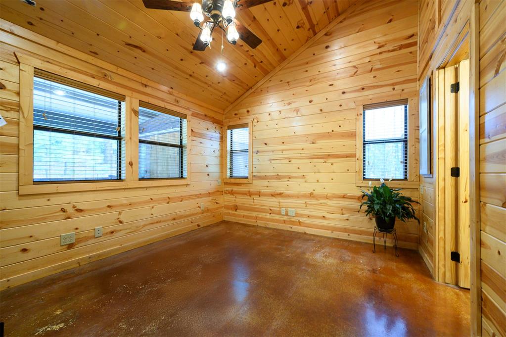 315 Banjo Lane