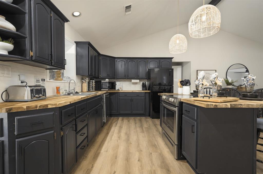 2475 Belpine Loop