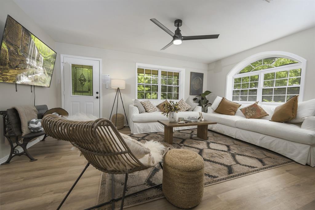 2475 Belpine Loop