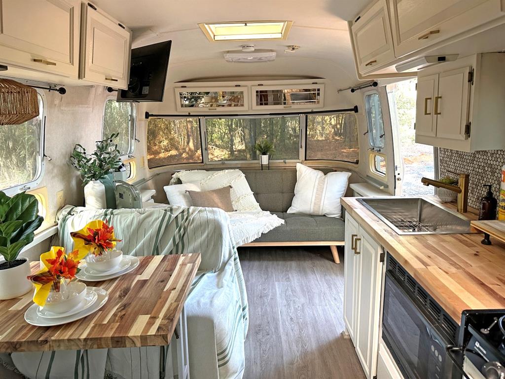 2475 Belpine Loop