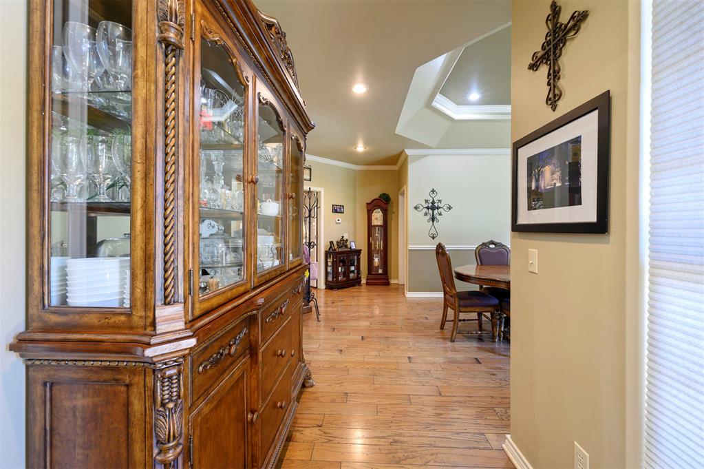 803 Oak Brook Drive