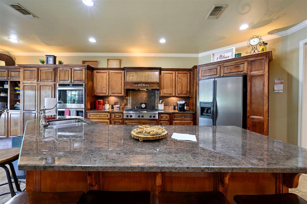803 Oak Brook Drive