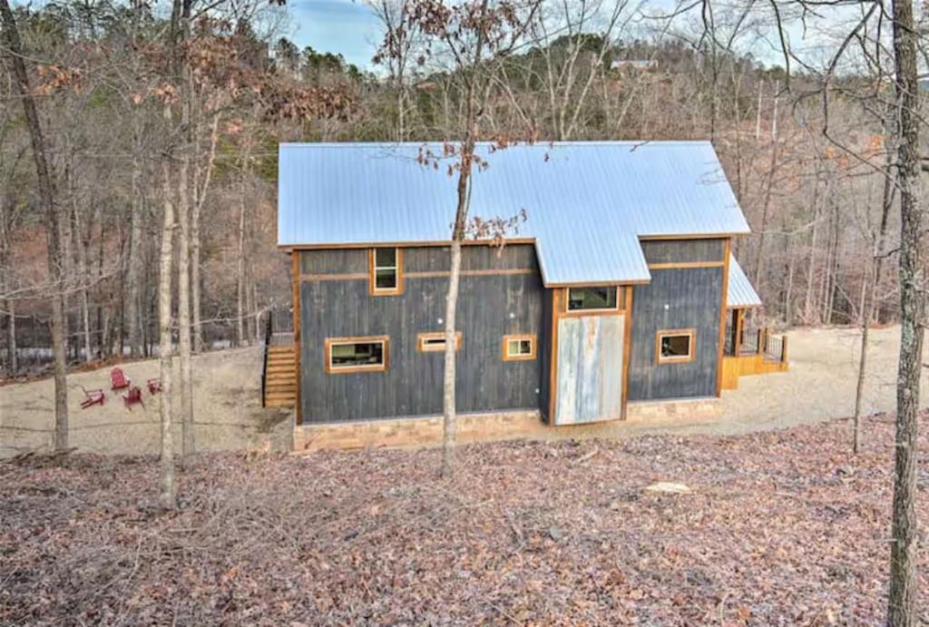 356 Little Creek Lane