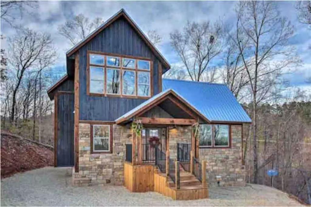 356 Little Creek Lane