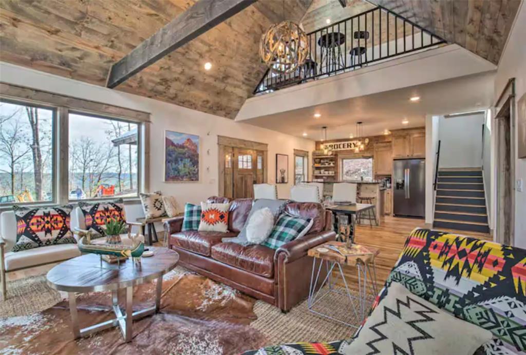 356 Little Creek Lane