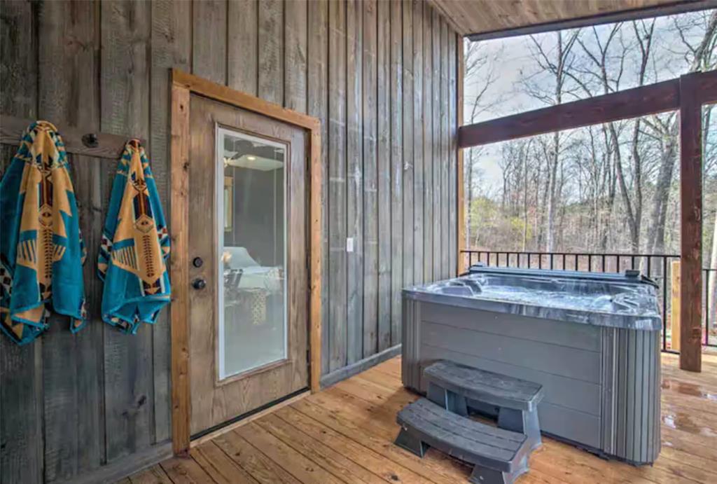 356 Little Creek Lane
