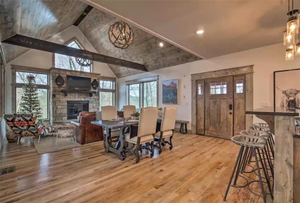 356 Little Creek Lane