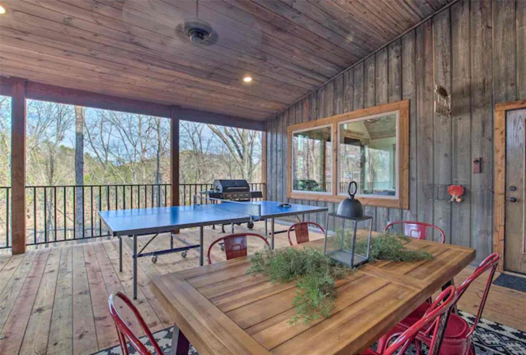 356 Little Creek Lane