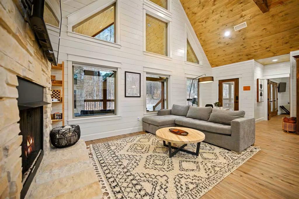75 Birch View Lane