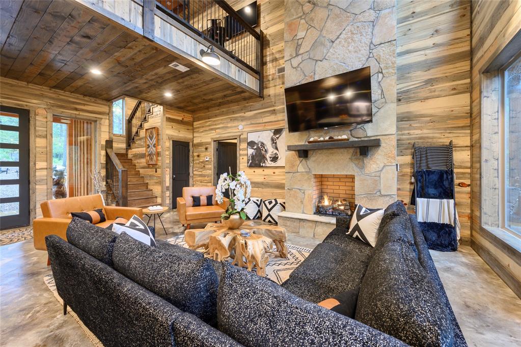 62 Smoke Tree Lane