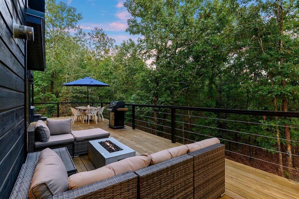 639 Woodland Hills Trail
