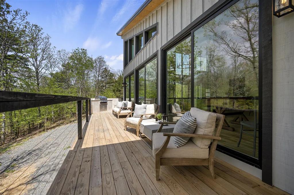306 Gentry Oak Lane