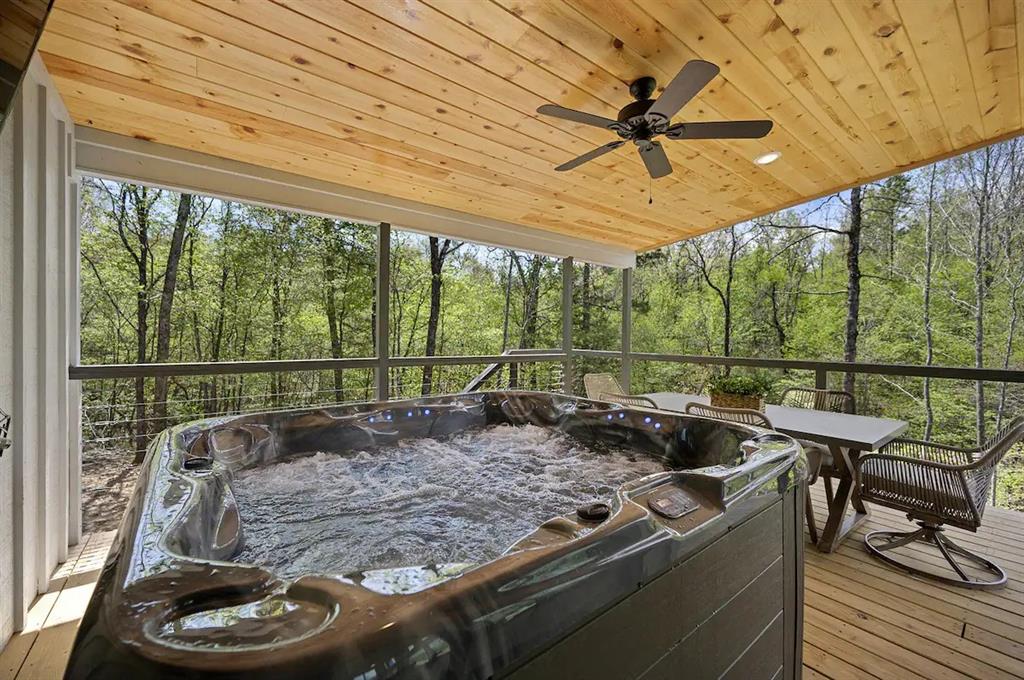 306 Gentry Oak Lane