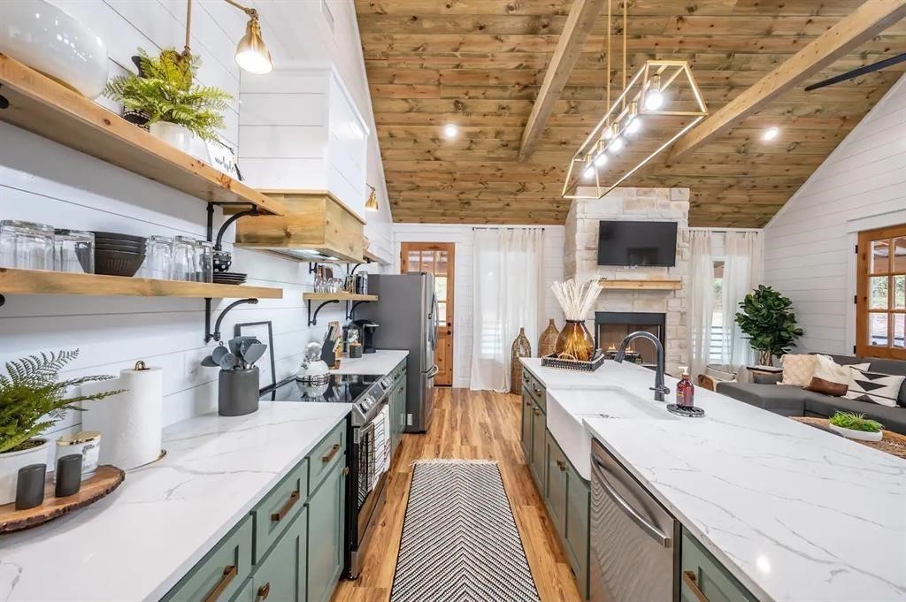 46 Canoe Birch Trail