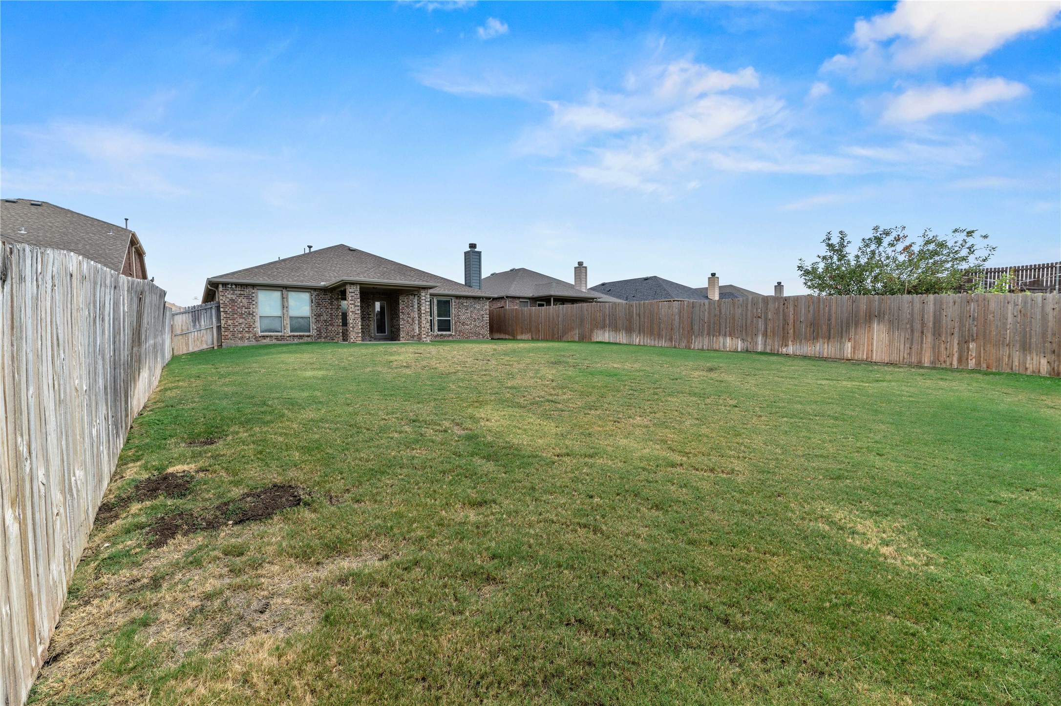 1404 Willoughby Way