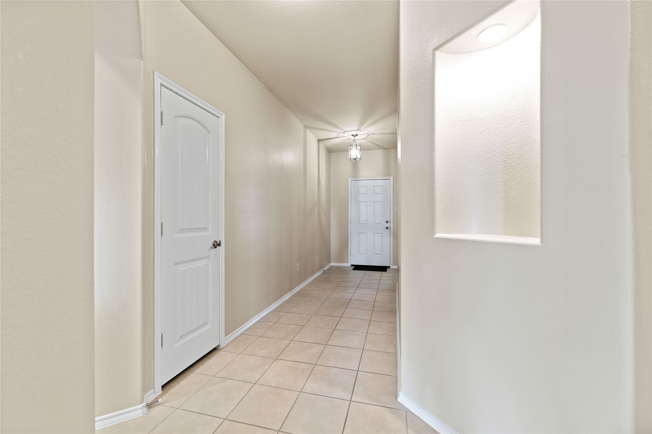 1404 Willoughby Way