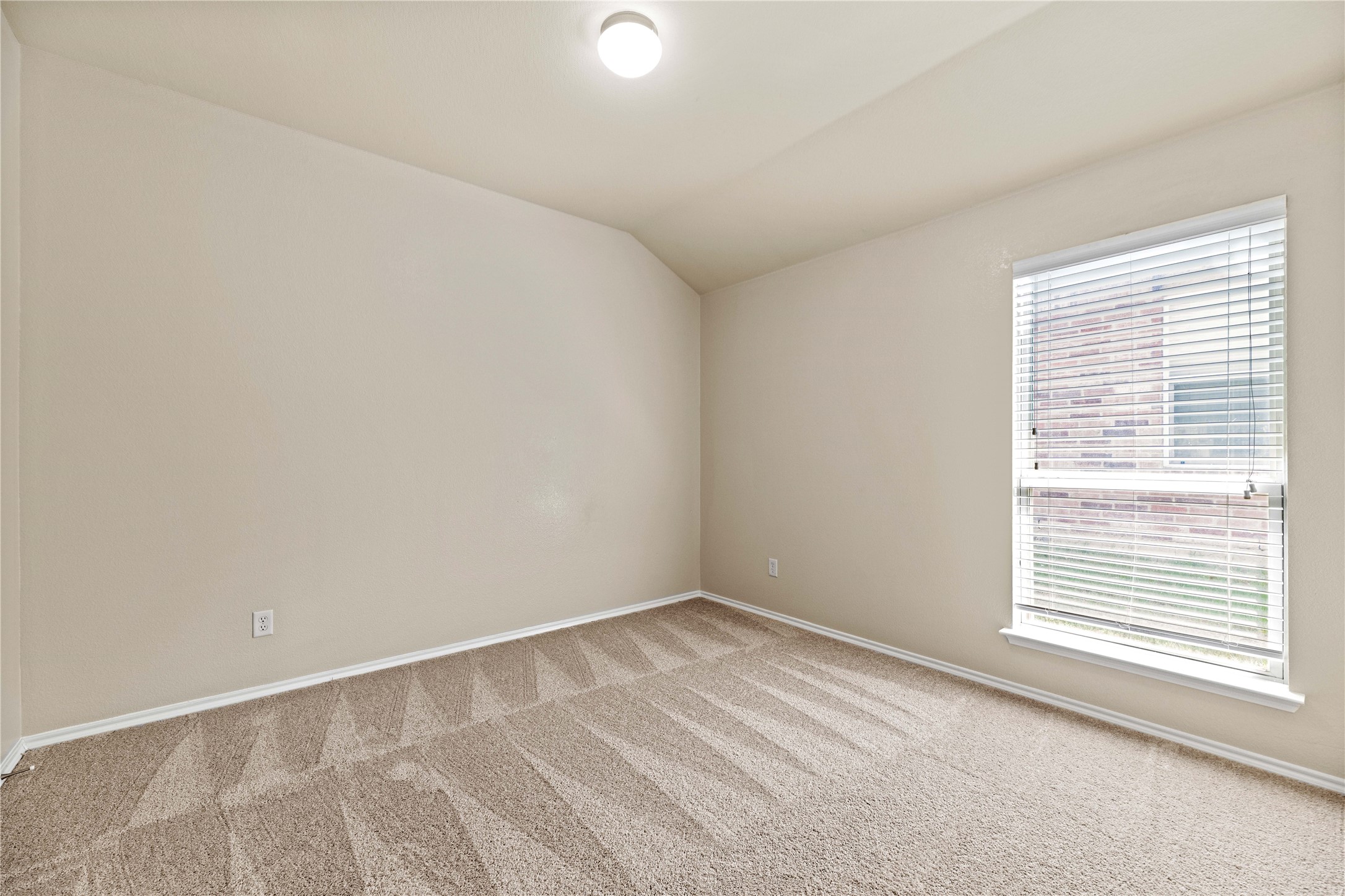1404 Willoughby Way