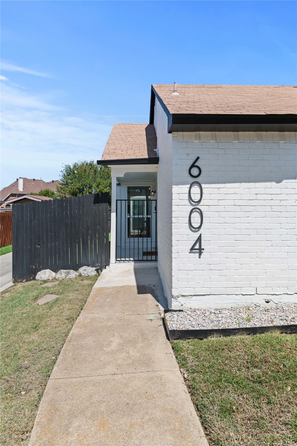 6004 Dooley Drive