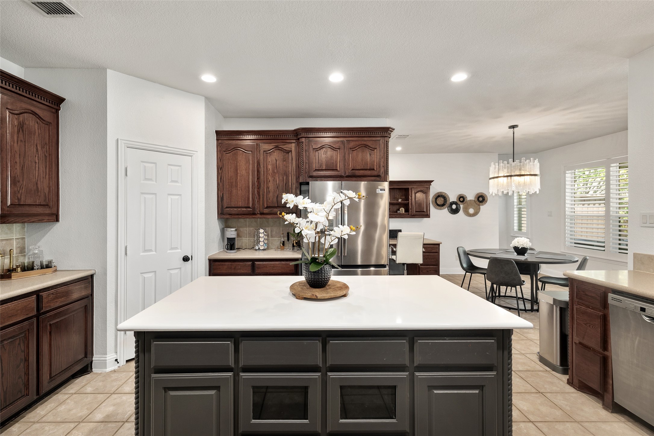 721 Table Rock Drive