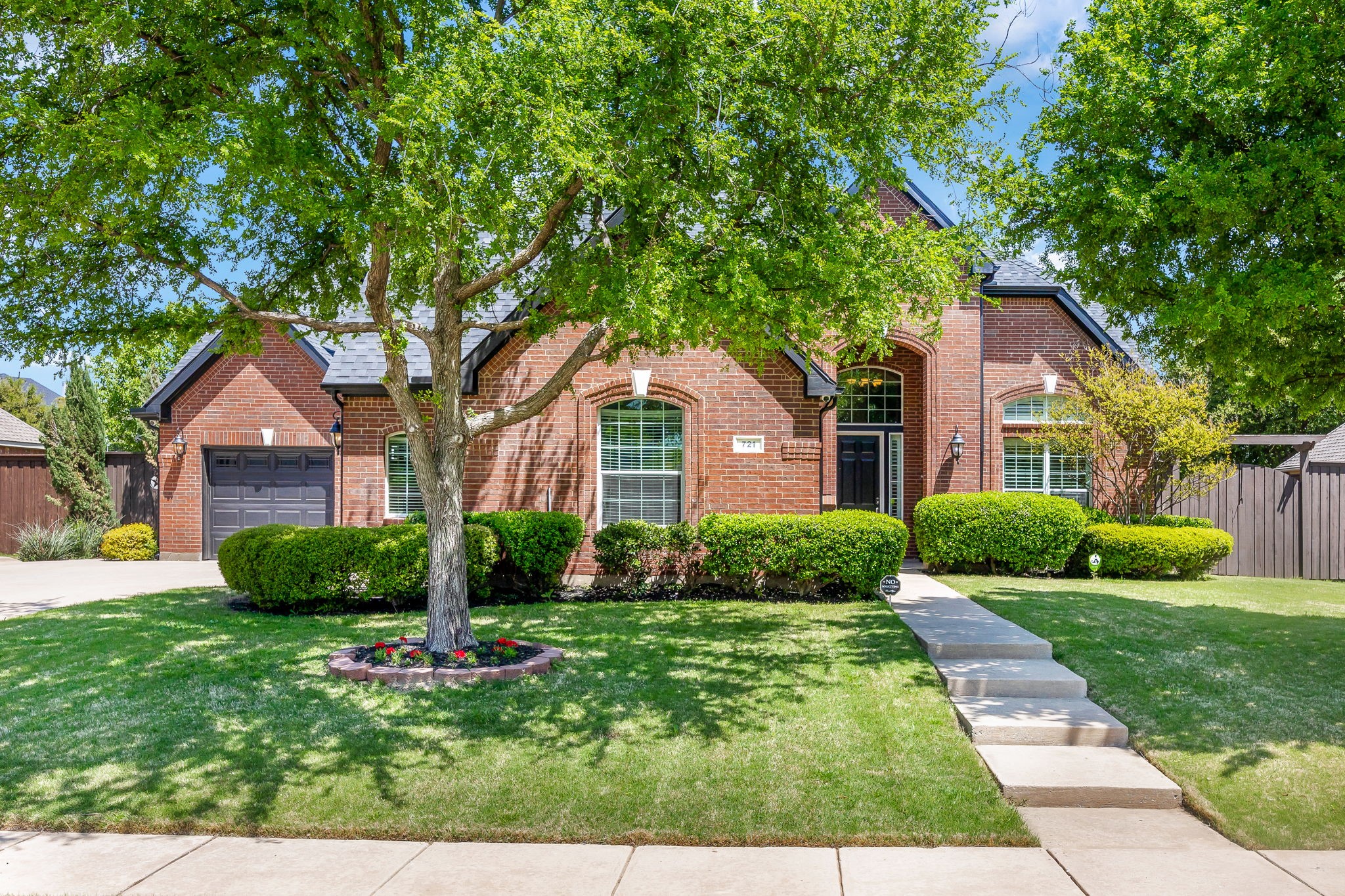 721 Table Rock Drive