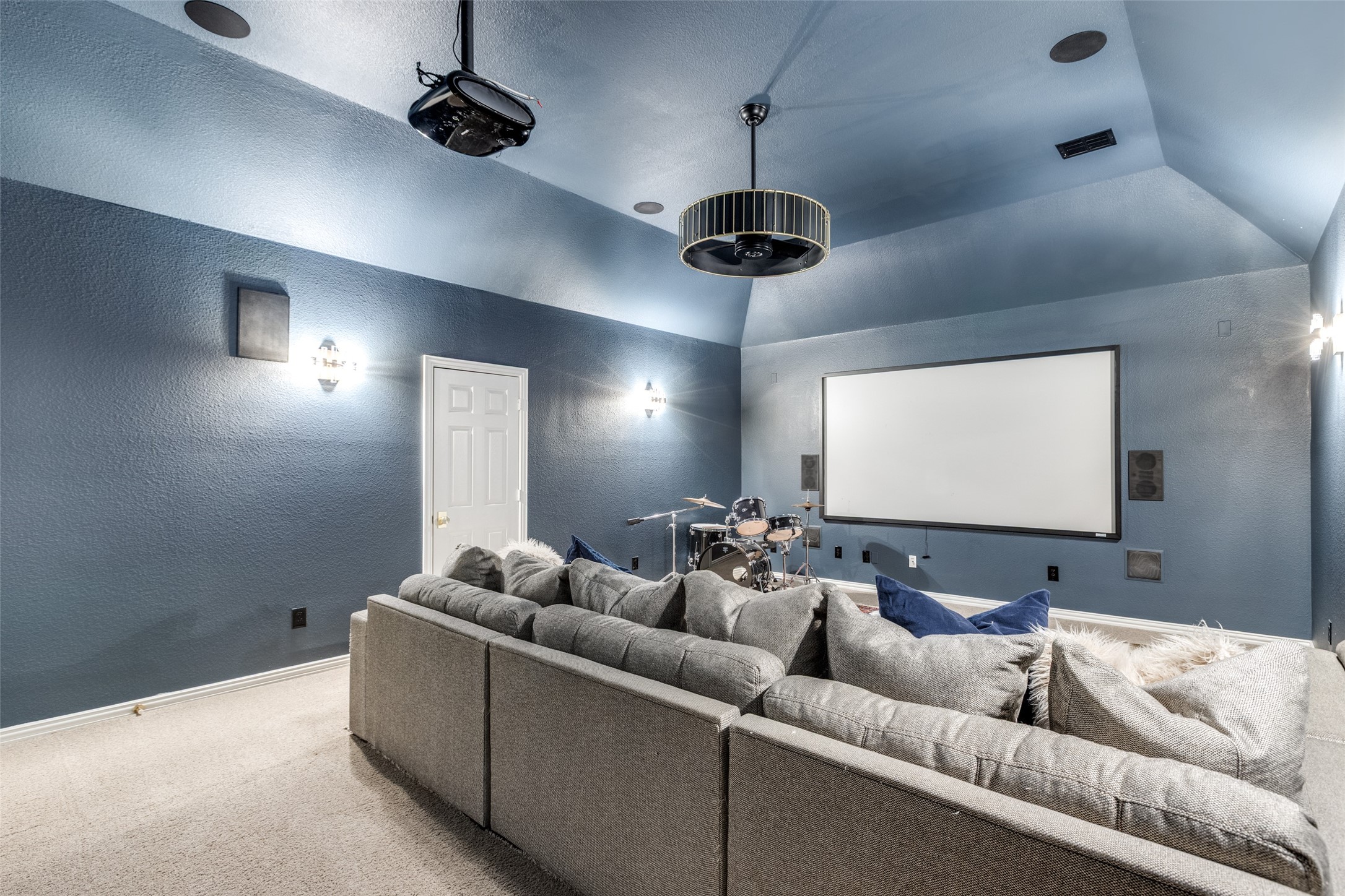 2205 Sleepy Hollow Trail