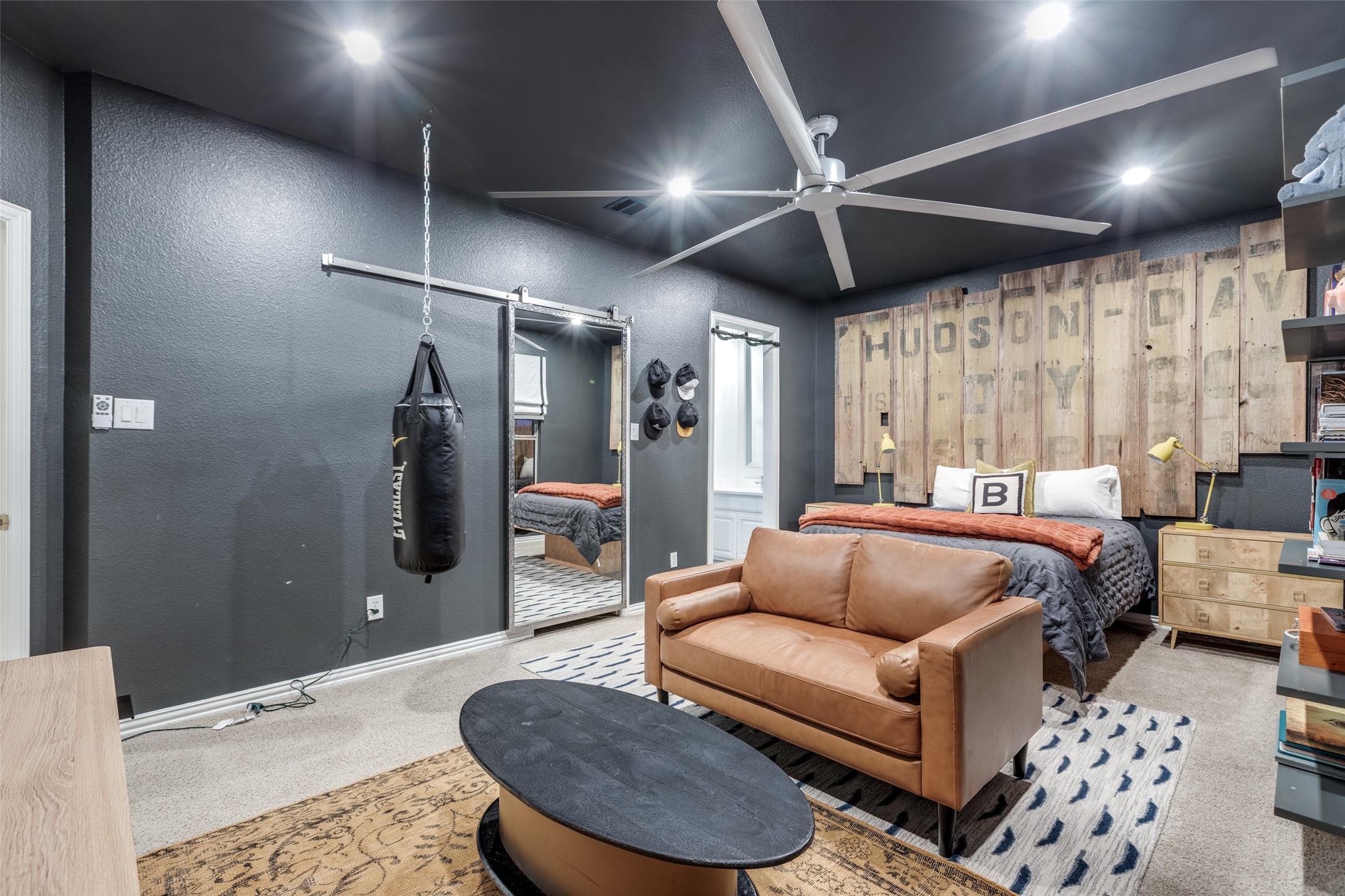 2205 Sleepy Hollow Trail