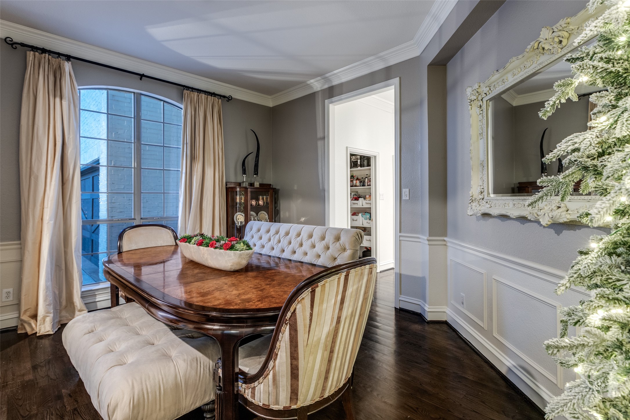 2205 Sleepy Hollow Trail