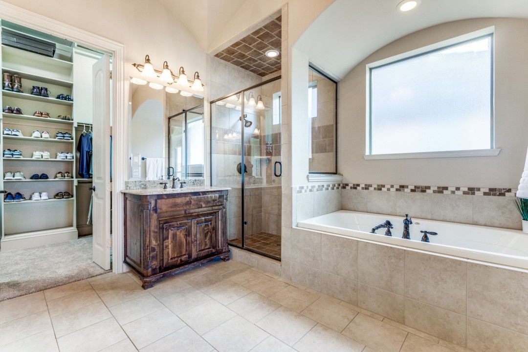 11565 La Cantera Trail