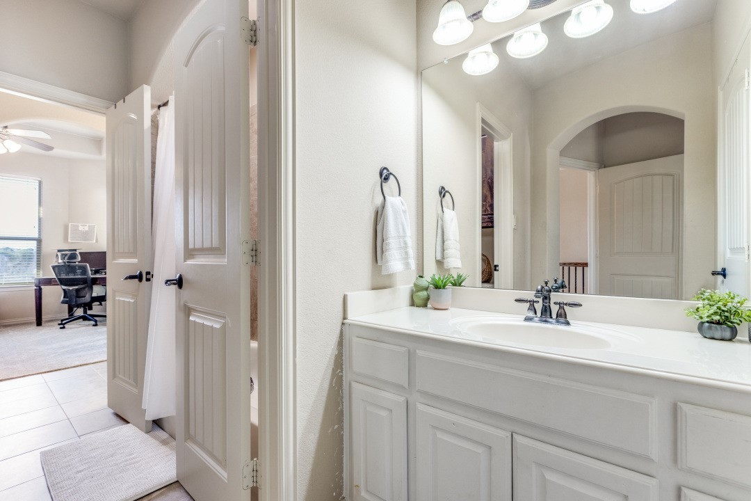 11565 La Cantera Trail